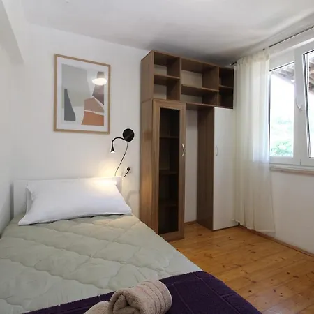 Apartmán Padulj 1365 Pula