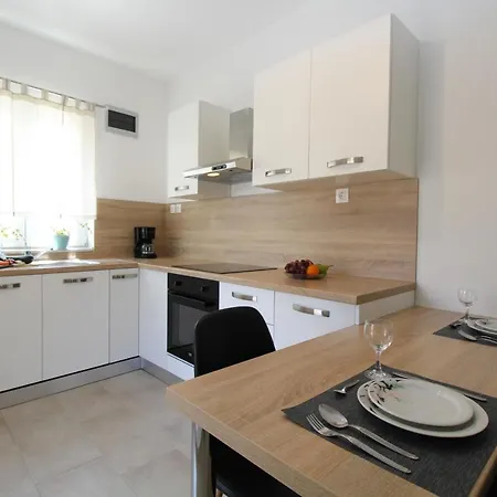 Padulj 1365 Apartmán