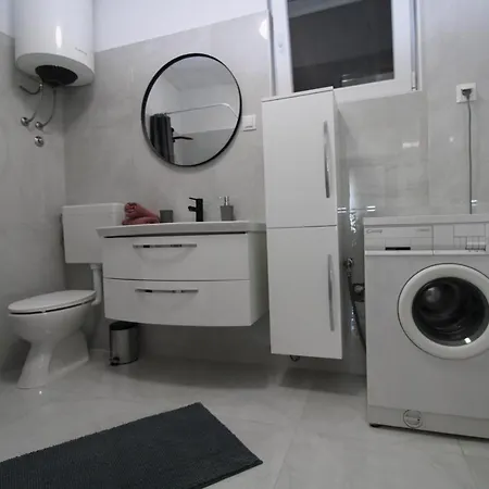 Padulj 1365 * 풀라