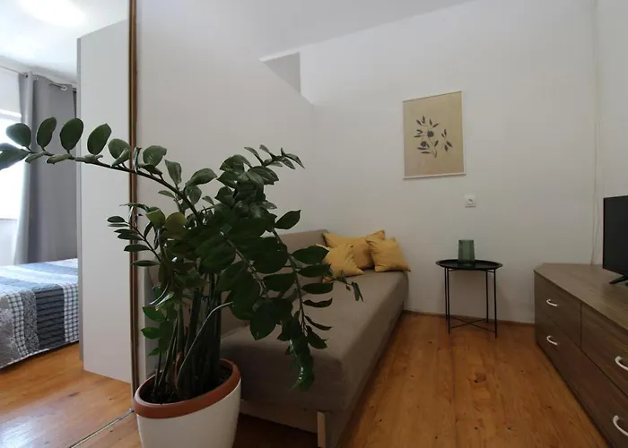 Padulj 1365 Apartment