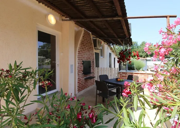 Padulj 1365 아파트 풀라