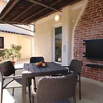 Padulj 1365 Πούλα