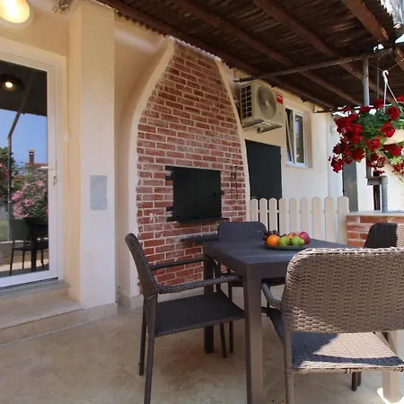 Apartment Padulj 1365